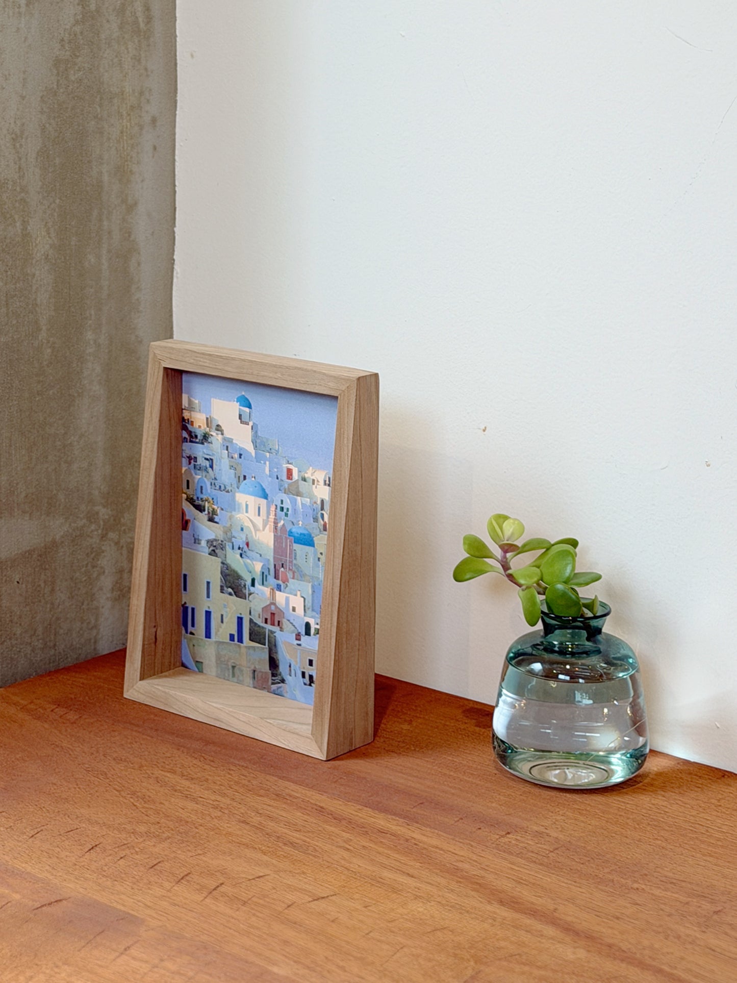 wooden picture frame